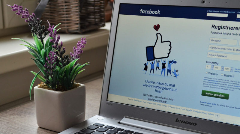 Facebook Ads